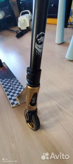 Трюковой самокат Tech team draco