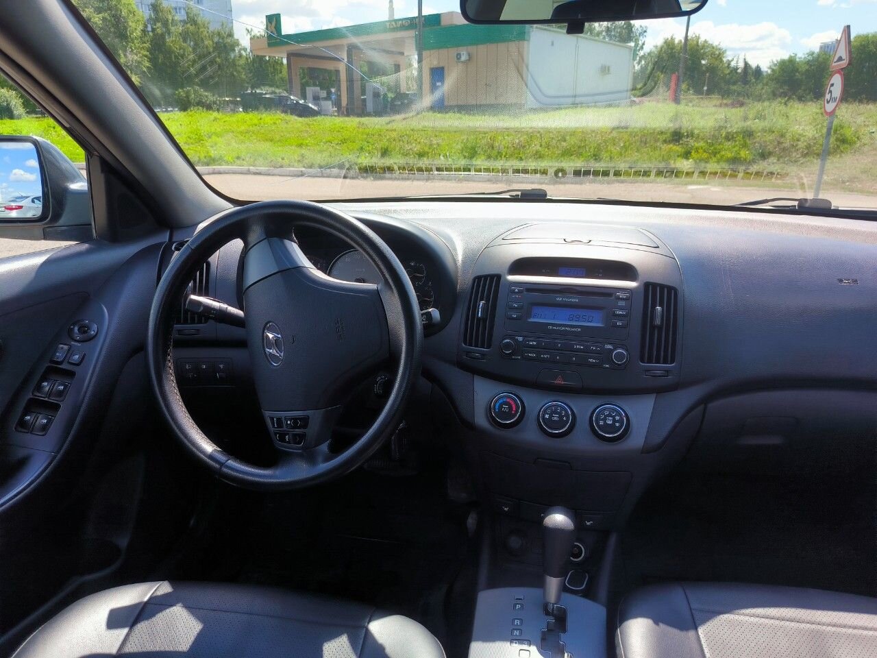 Hyundai Elantra: фото владельца