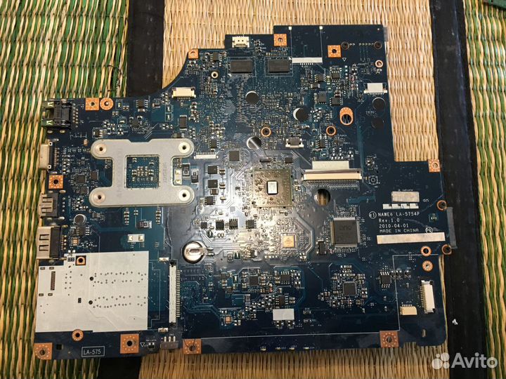 Материнская плата La-5754P (под восстановление)