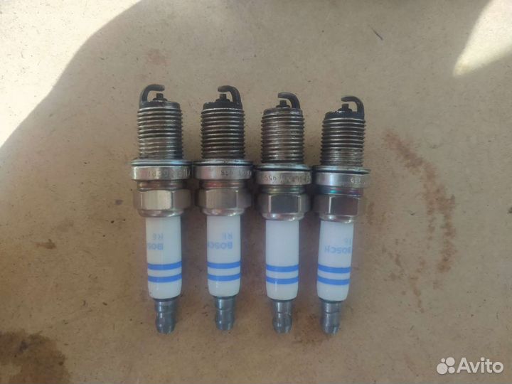 Свечи зажигания Bosch для двигателя 2.0 FSI