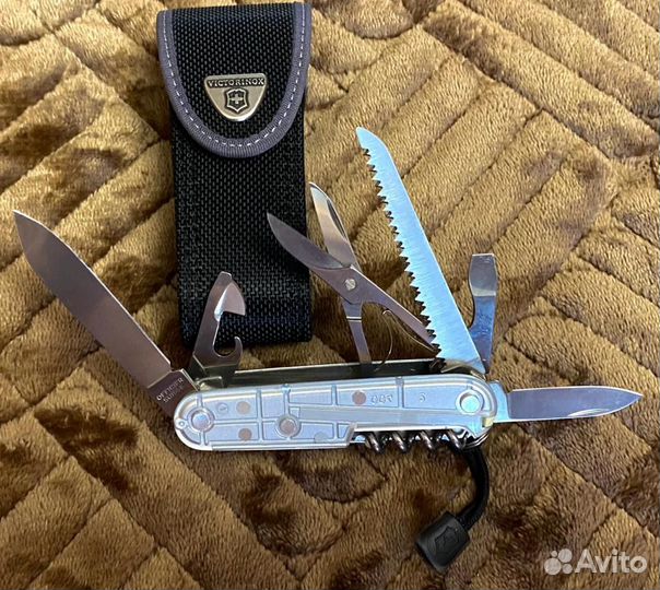 Ножи Victorinox /новые