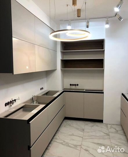 Кухни на заказ с системой 