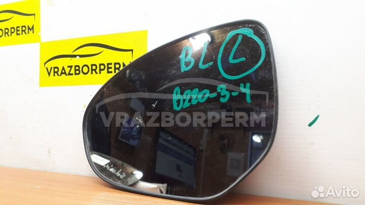 Зеркальный элемент лев. Mazda 3