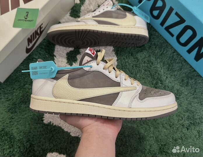 Nike Air Jordan 1 Low x Travis Scott Reverse Mocha