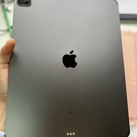 iPad pro 12.9 5 поколения, 128 гб