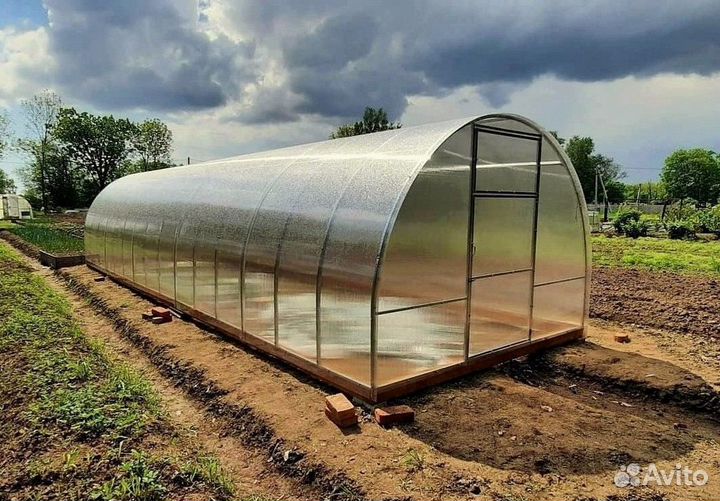 Теплица из поликарбоната