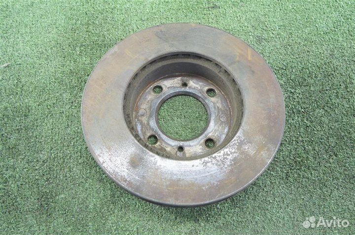 Тормозной диск передний Mitsubishi Mirage CJ1A