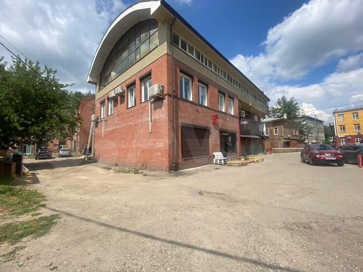 Помещение в отдельно стоящем здании, 388.7 м²