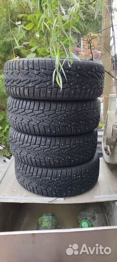 Nokian Tyres Hakkapeliitta 7 215/65 R16
