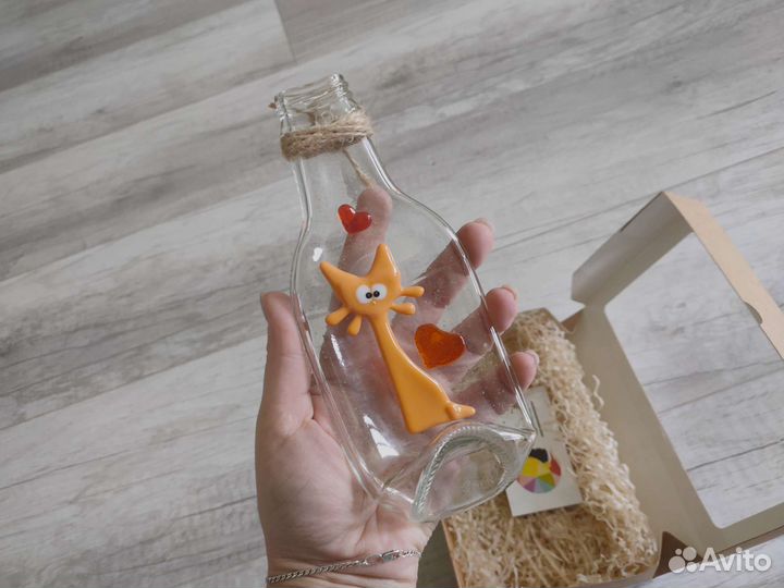 Сувенир стеклянная бутылка кошка из стекла