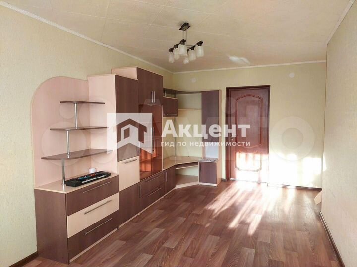 3-к. квартира, 59 м², 3/5 эт.