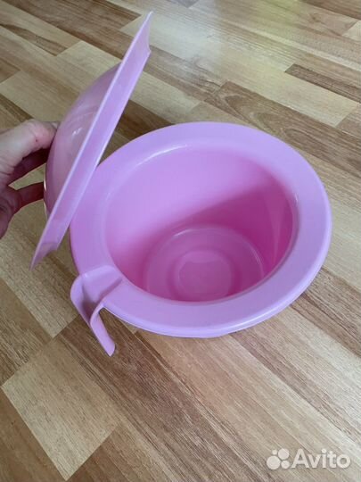 Горшок детский с крышкой