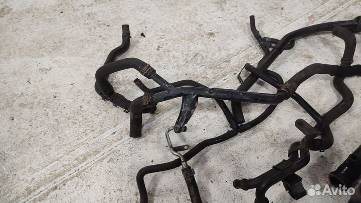 Патрубок охлаждения Vag 1.4 tsi caxa