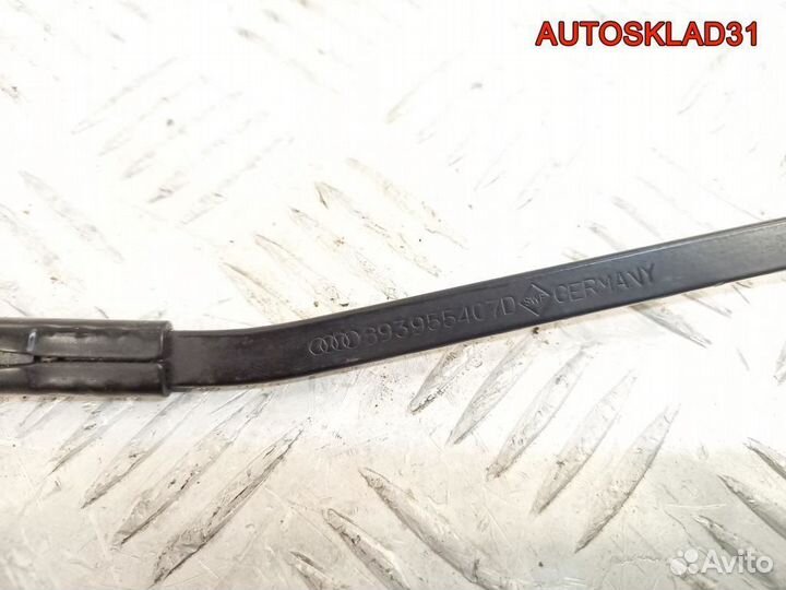 Поводок стеклоочистителя правый Audi 80 B4