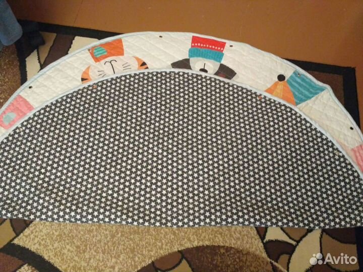 Ковер в детскую