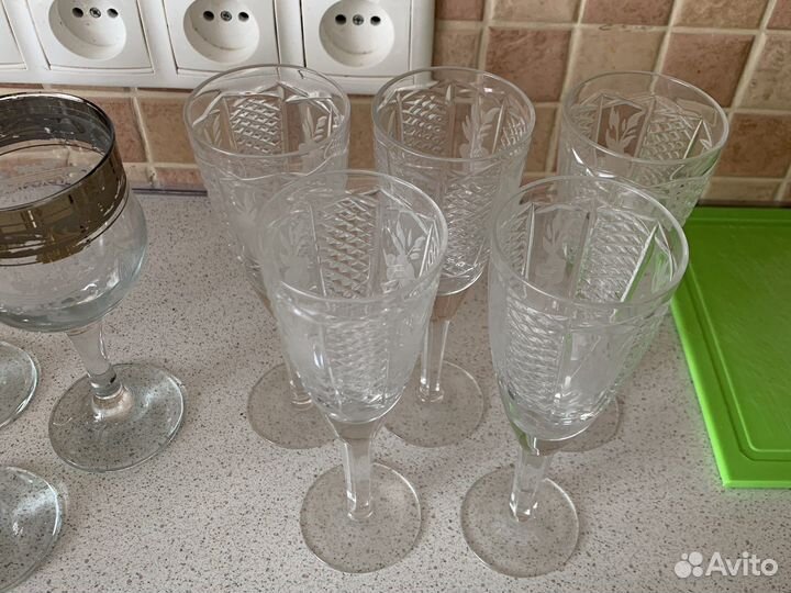 Рюмки на ножке/ фужеры/ бокалы