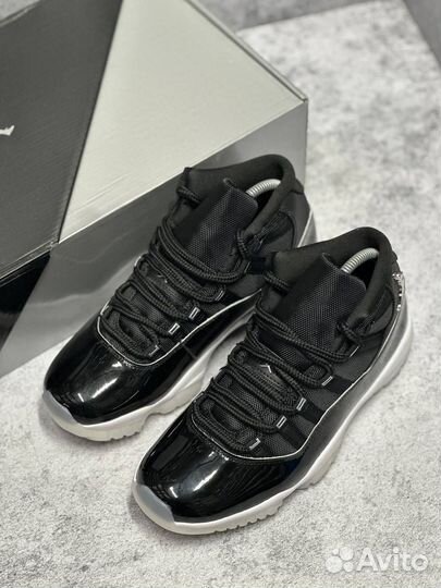 Nike Air Jordan 11 Retro