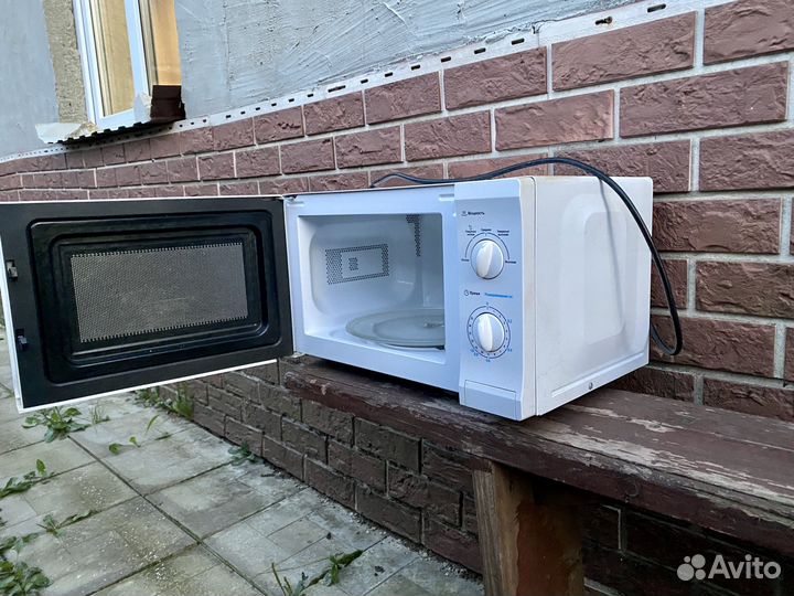 Микроволновая печь Midea