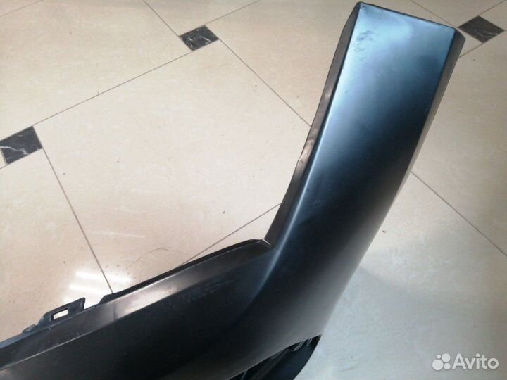 Бампер передний передний Toyota Corolla 180