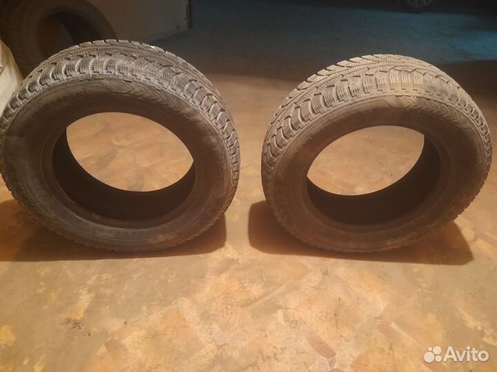 Nokian Tyres Hakkapeliitta 5 SUV 235/65 R17 104T