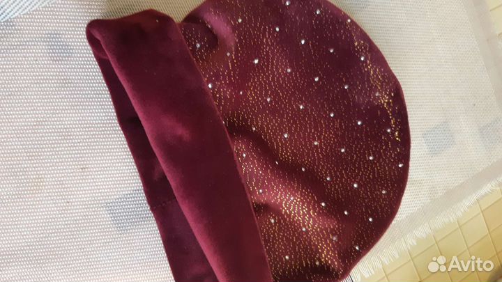 Шапка для девочки новая