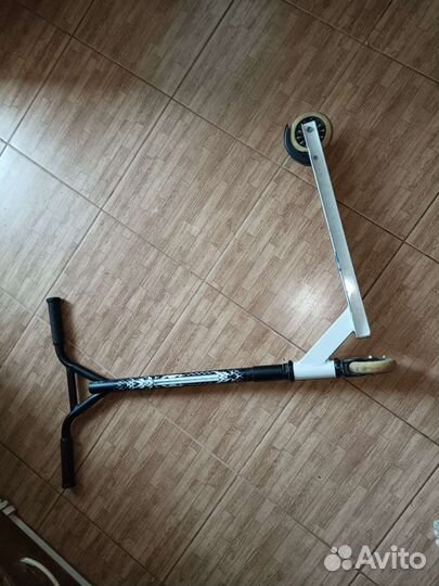 Трюковой самокат