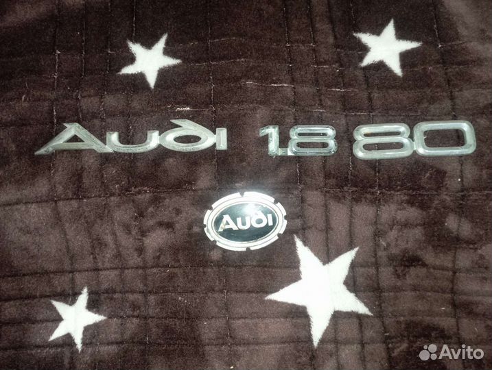 Значки эмблема