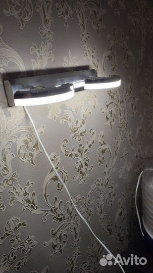 Настенный светильник бра