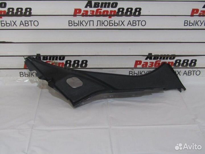 Накладка стойки задняя правая Hyundai Solaris