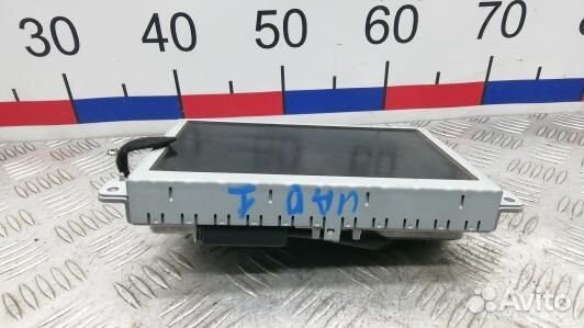 Монитор audi Q7 (UAD01JA01)