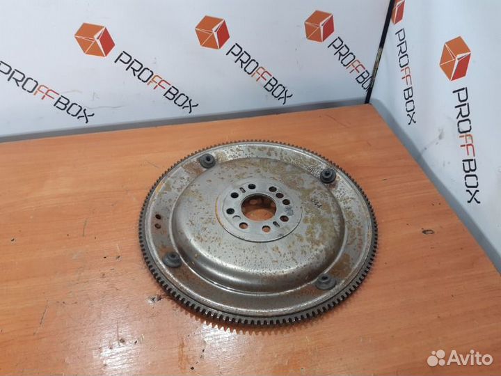 Маховик Mercedes C-Class W205 M274 2.0 I 2015