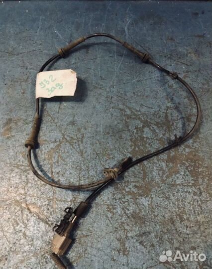 Датчик ABS Nissan Teana J32