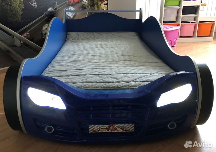 Детская кровать-машина GrS R800 night light