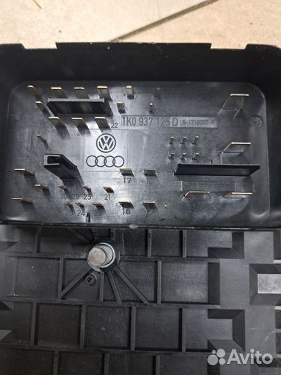 Блок предохранителей audi a3 8p golf 6