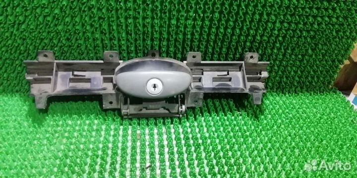 Кнопка бардачка citroen С5 1.8 2001-2005