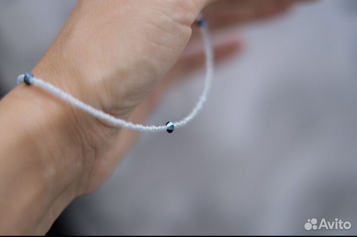 Колье чокер из бисера