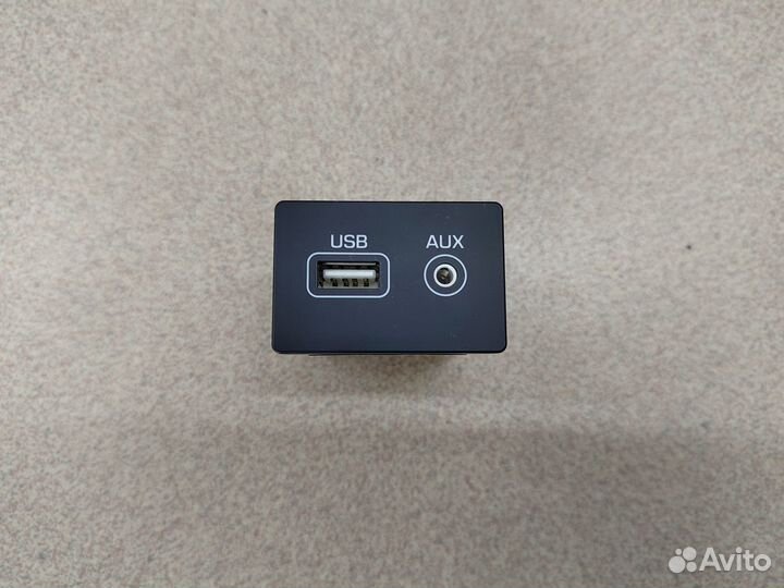 Разъем USB AUX Hyundai Creta 96120-M0100