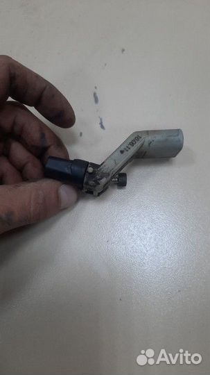 Датчик положения коленвала Skoda Octavia