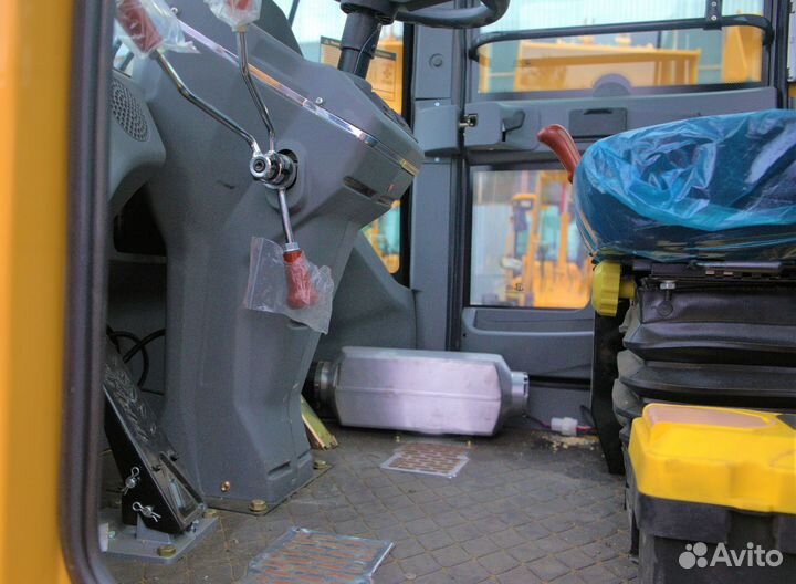 Фронтальный погрузчик LuGong T 928, 2023