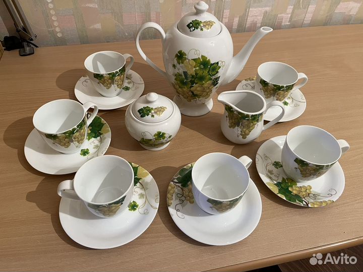 Сервиз чайный фарфоровый новый