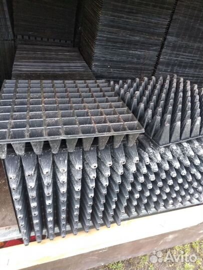 Кассеты для рассады на 81