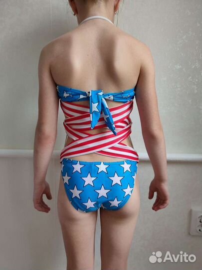 Купальник для девочки 134 (новый)