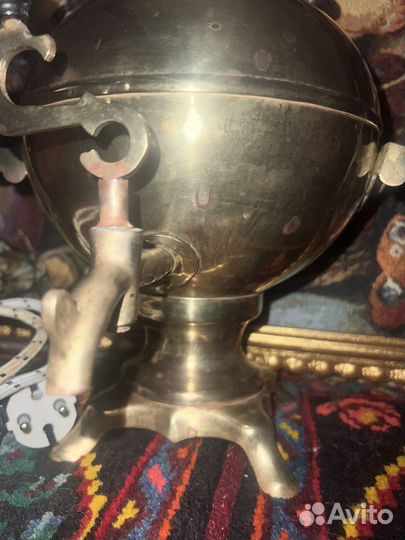 Самовар латунь