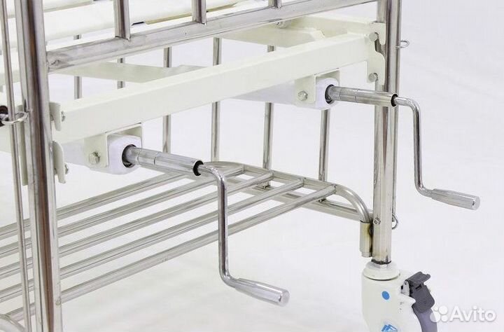 Медицинская кровать для инвалидов