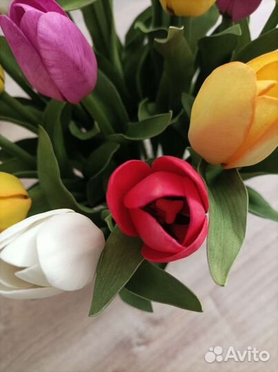 Тюльпаны ручной работы
