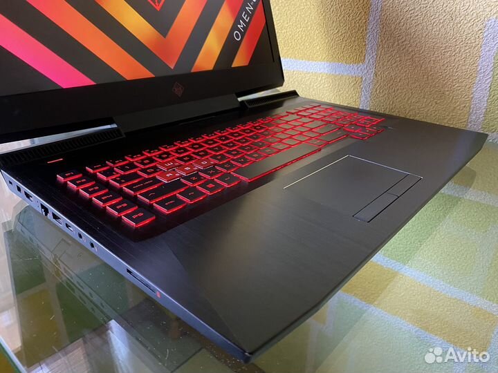 Hp Omen 17 / Core i7-7700HQ / GTX 1050