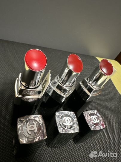 Губная помада chanel Rouge Coco Bloom