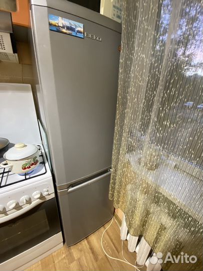 Холодильник beko