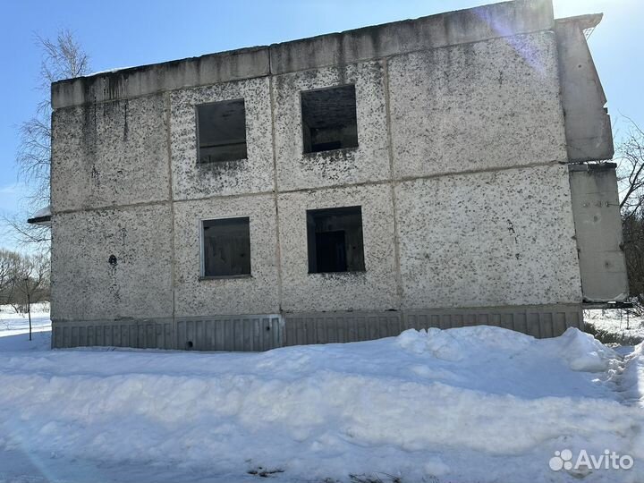 Здание разборное двухэтажное из плит