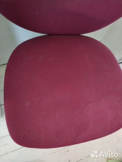 Офисное кресло